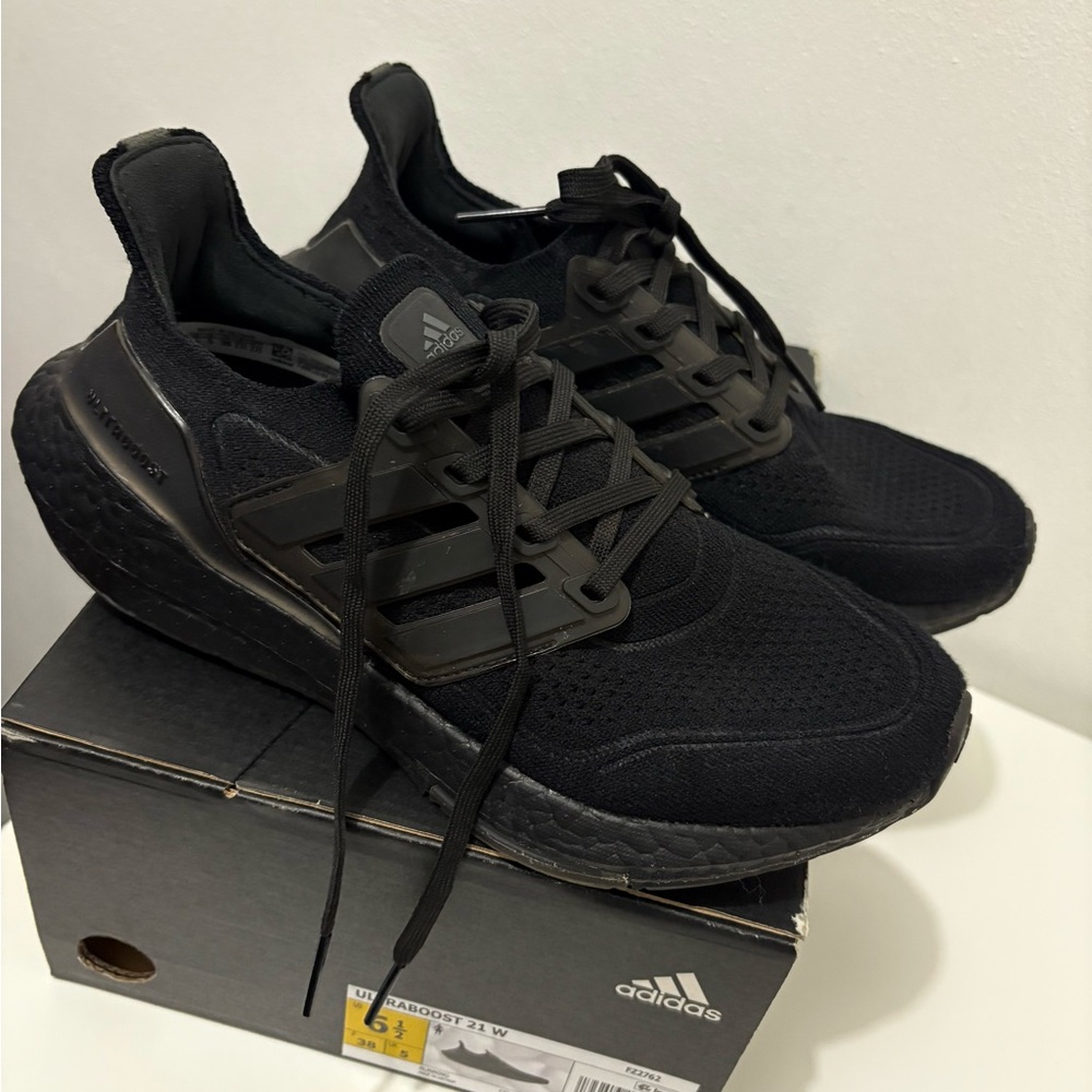 Adidas Ultraboost All Black Running Shoes size 6.5